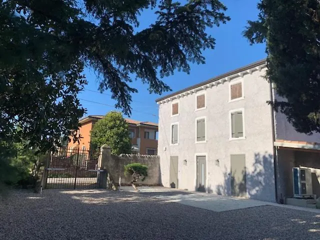 Magnolia Country House Pescantina Apartment